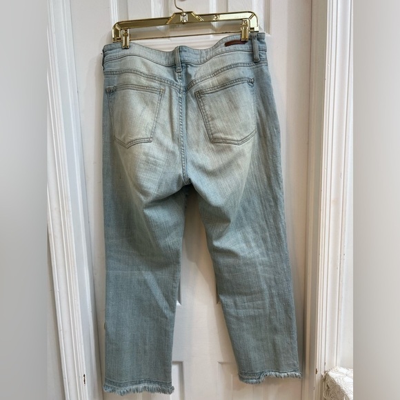 Anthropologie Pilcro Hyphen Distressed Frayed Hem Boyfriend Jeans - Picture 3 of 11